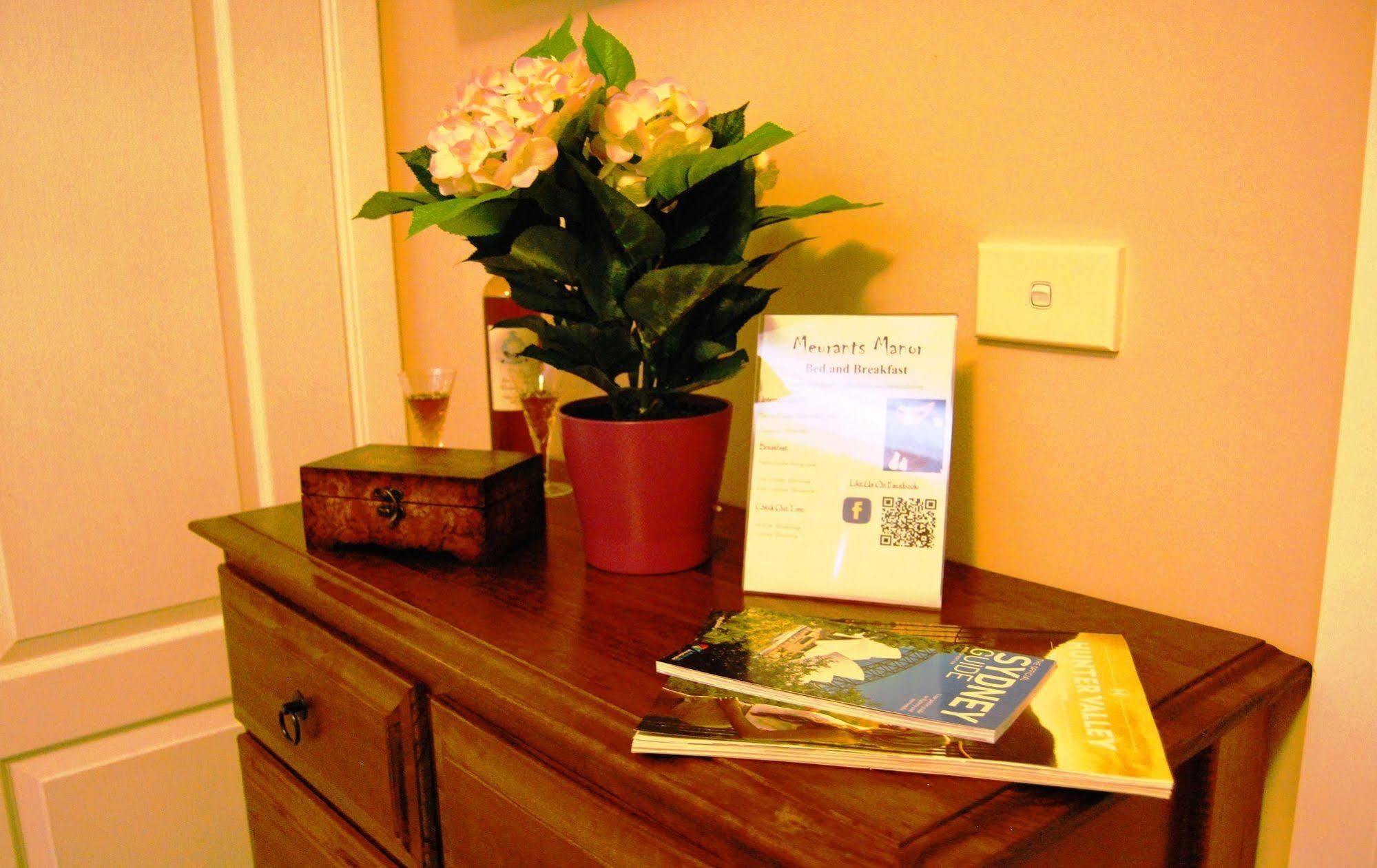 Cutmore Cottages - Meurants Manor Stanhope Gardens Екстер'єр фото