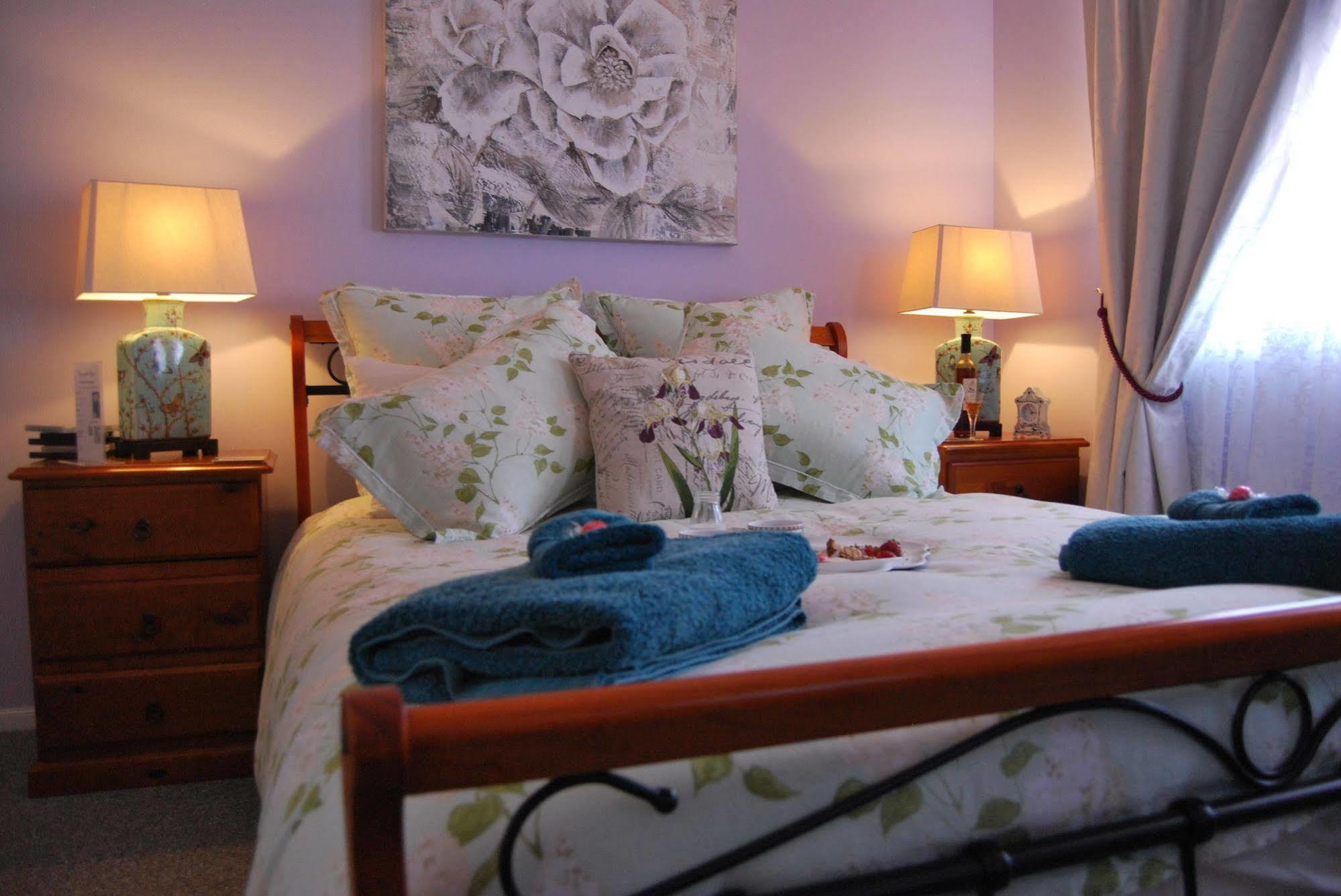 Cutmore Cottages - Meurants Manor Stanhope Gardens Екстер'єр фото